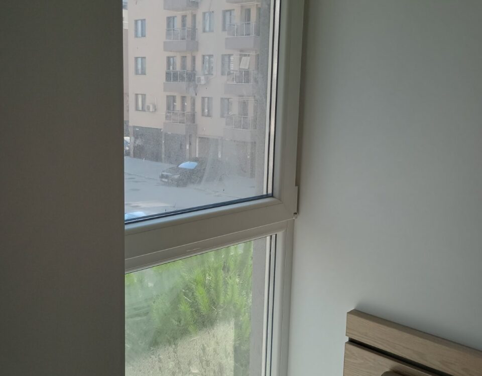 професионално почистване на дограма в района на град Пловдив