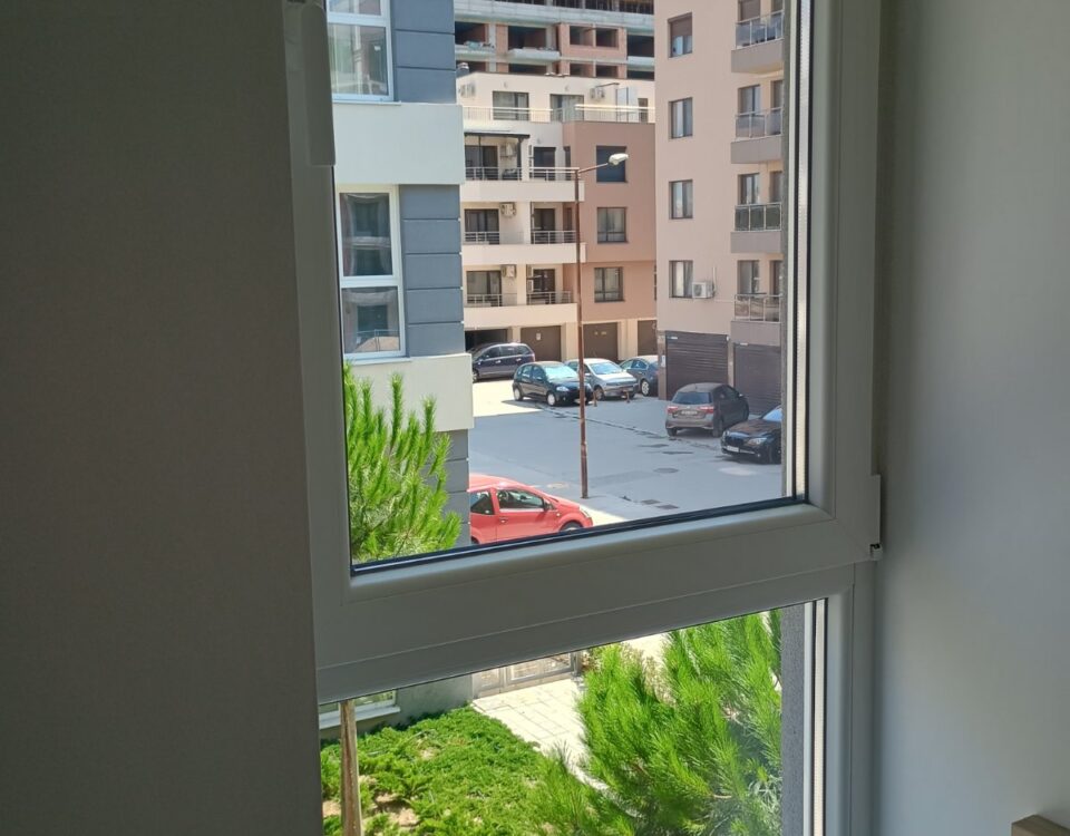 професионално почистване на дограма в района на град Пловдив